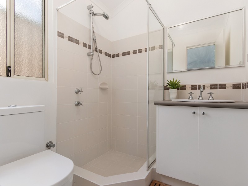 70 Champion Drive, Bertram WA 6167