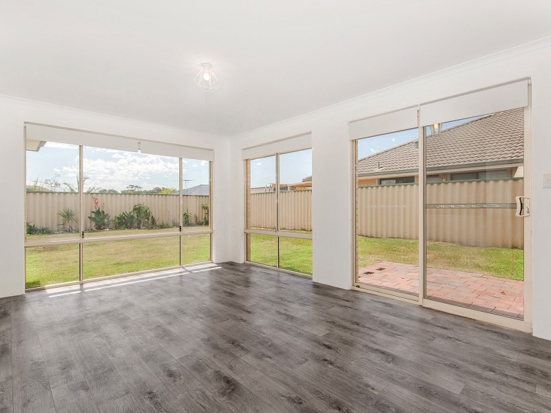 70 Champion Drive, Bertram WA 6167