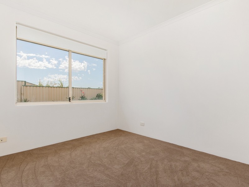 70 Champion Drive, Bertram WA 6167