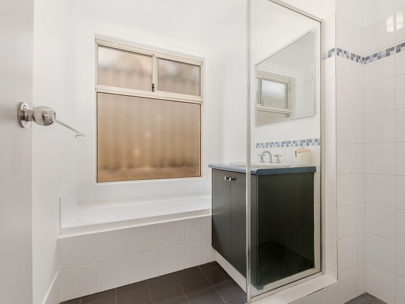 70 Champion Drive, Bertram WA 6167