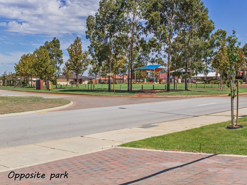 70 Champion Drive, Bertram WA 6167