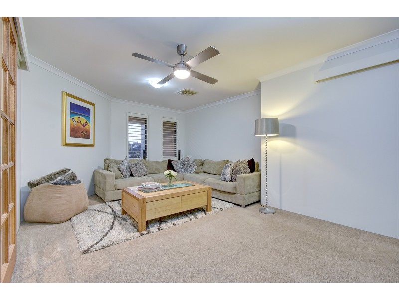 51 Kirkstall Drive, Hocking WA 6065