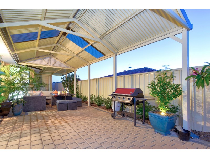 51 Kirkstall Drive, Hocking WA 6065