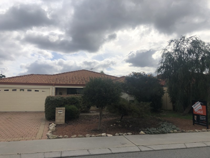 17 Innesvale Way, Carramar WA 6031