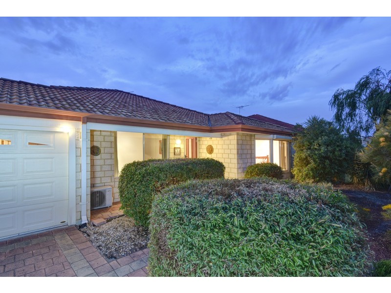 17 Innesvale Way, Carramar WA 6031