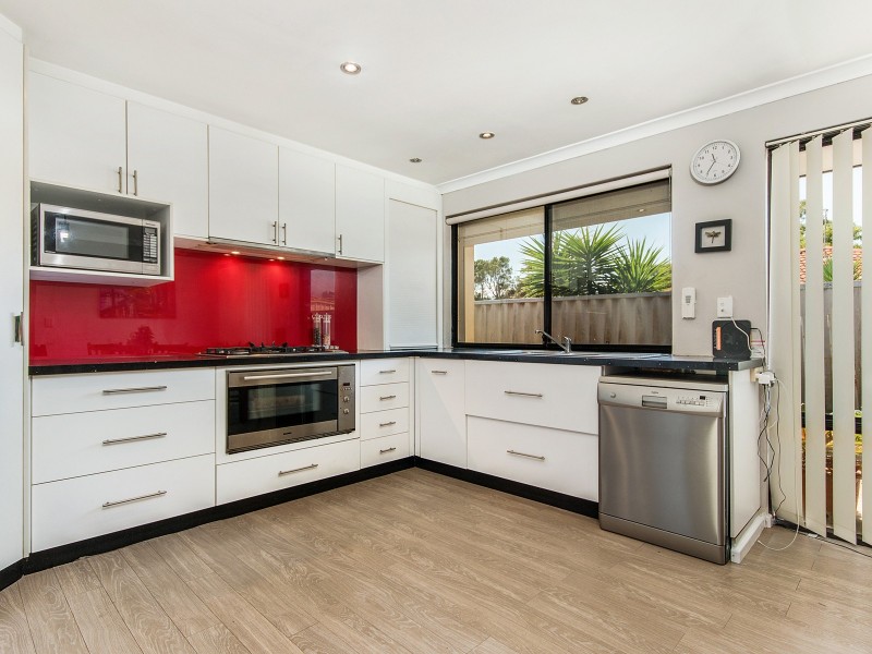 26 Roscrea Court, Orelia WA 6167