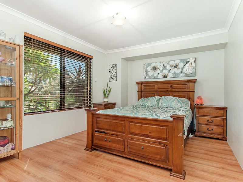 26 Roscrea Court, Orelia WA 6167