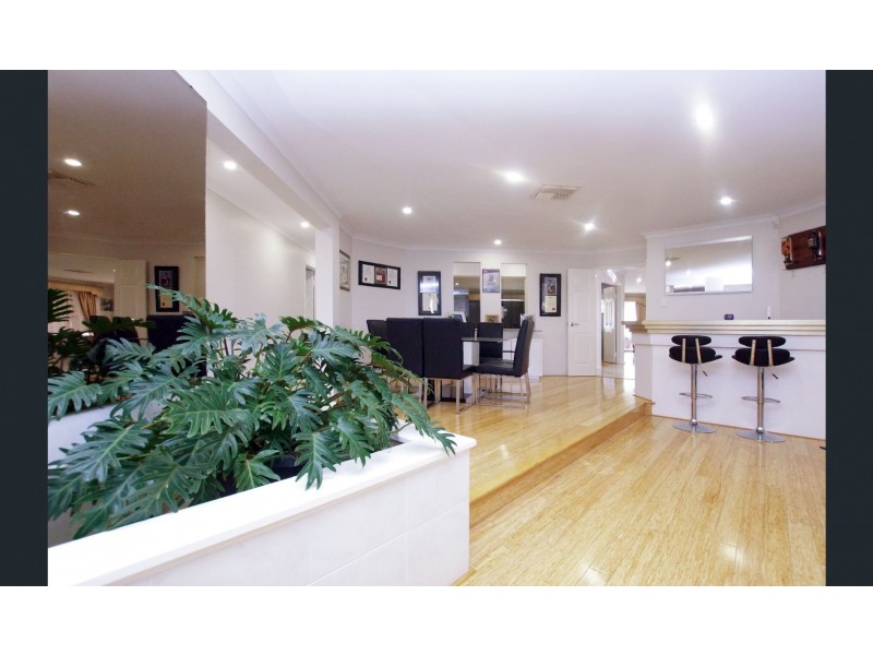 88 Pelican Parade, Ballajura WA 6066