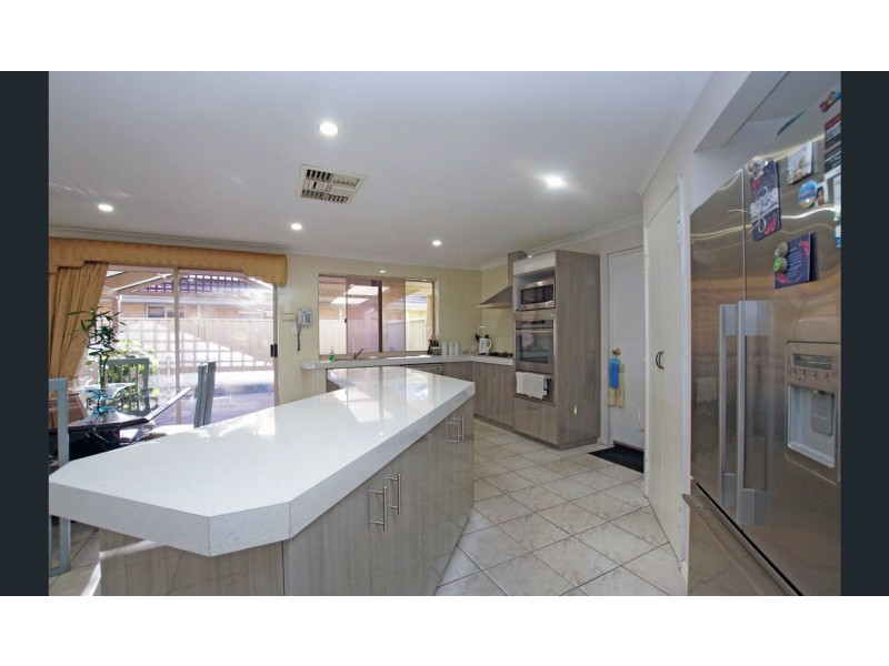 88 Pelican Parade, Ballajura WA 6066