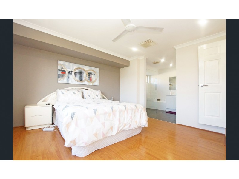 88 Pelican Parade, Ballajura WA 6066