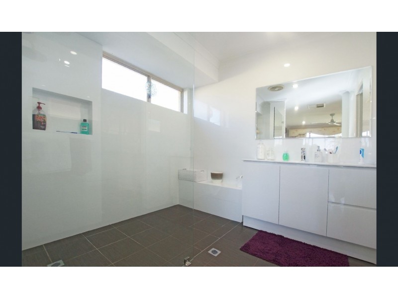 88 Pelican Parade, Ballajura WA 6066