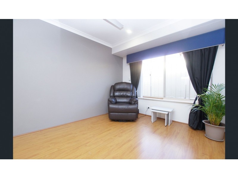 88 Pelican Parade, Ballajura WA 6066