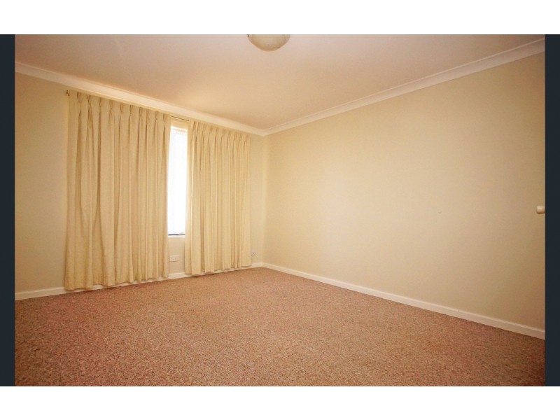 68 Hamelin Drive, Ballajura WA 6066