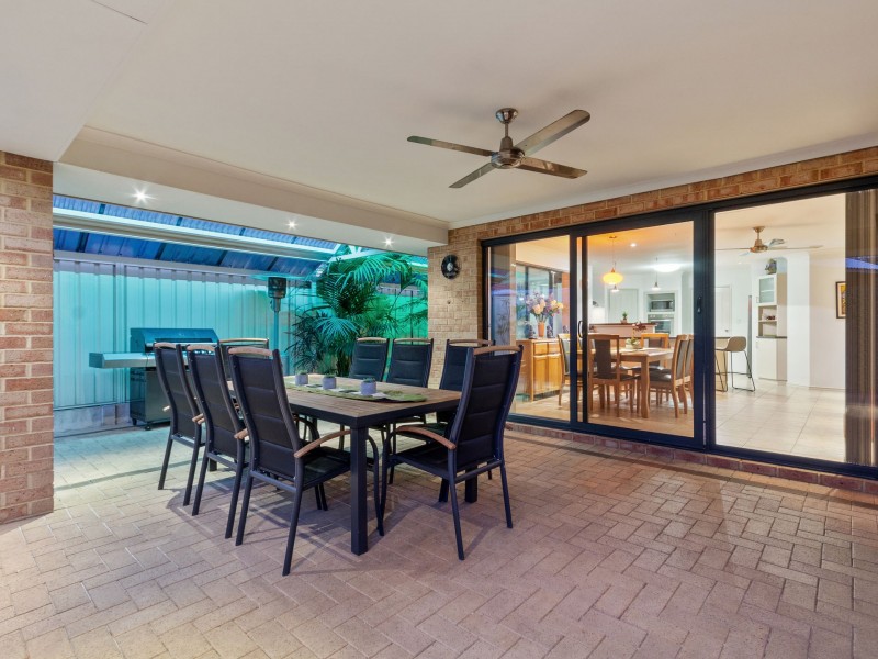 11 Gemini Way, Madeley WA 6065