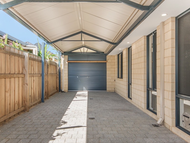 93 Sapphire Chase, Wellard WA 6170