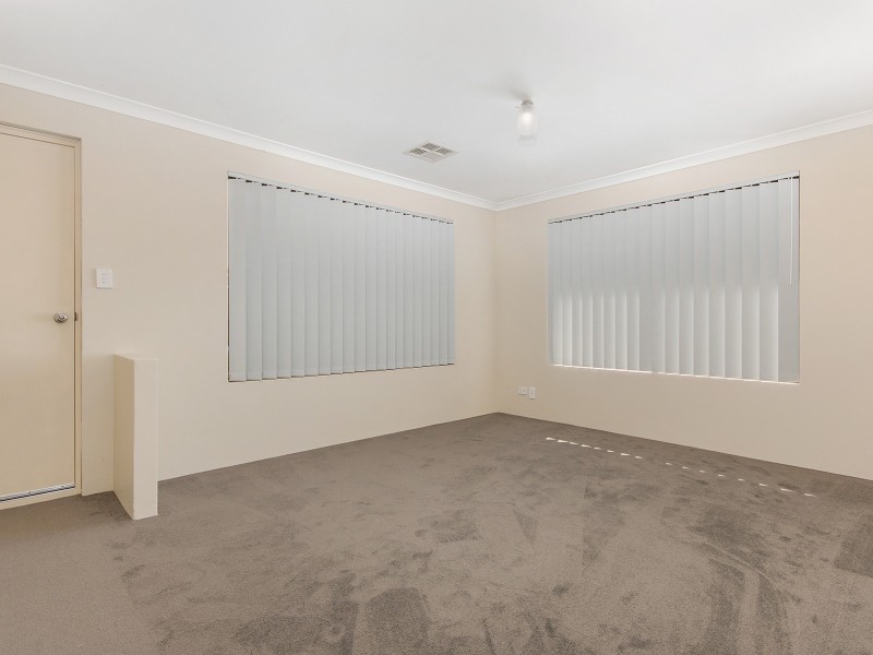 10 Warrior Pass, Bertram WA 6167