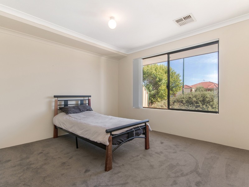 10 Warrior Pass, Bertram WA 6167