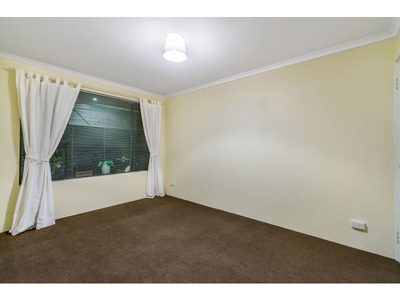 41 Merrang Circuit, Carramar WA 6031