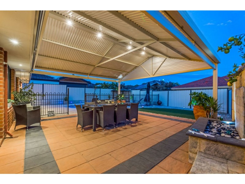 41 Merrang Circuit, Carramar WA 6031