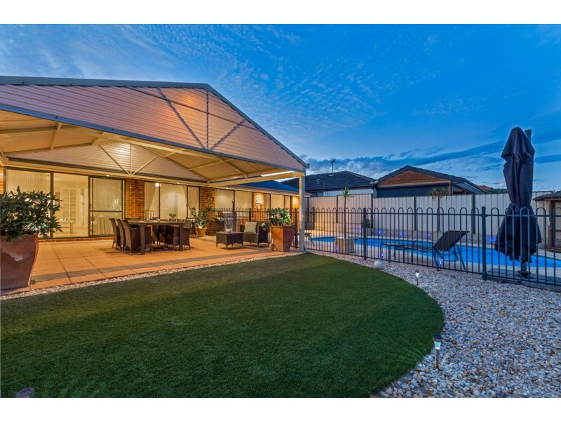 41 Merrang Circuit, Carramar WA 6031