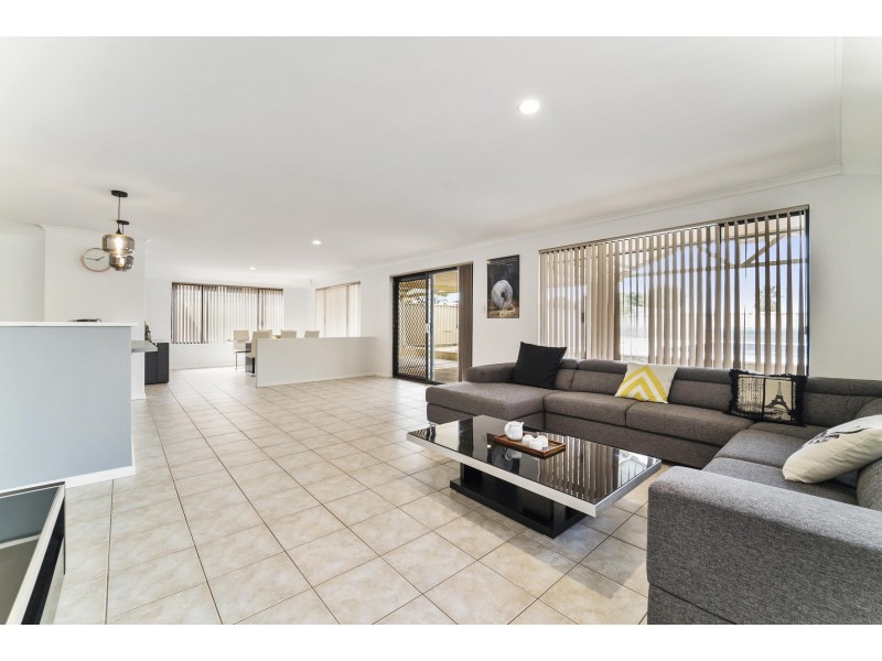 34 Salmar Way, Westminster WA 6061