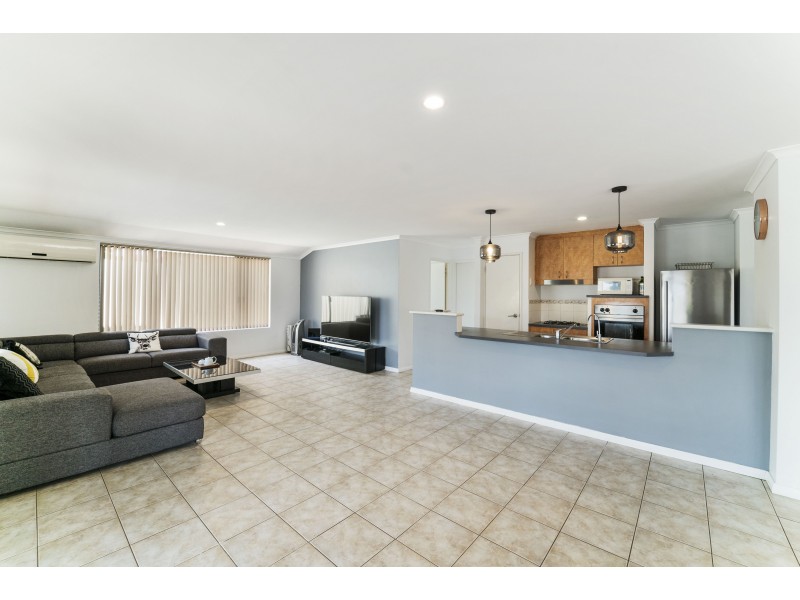 34 Salmar Way, Westminster WA 6061