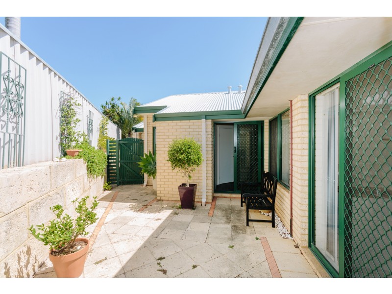 45 Amos Road, Wanneroo WA 6065