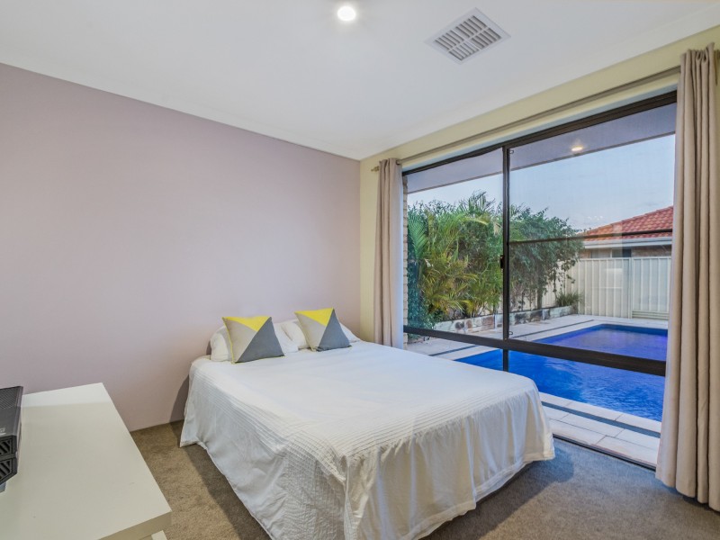 7 Carisbrooke Loop, Hocking WA 6065