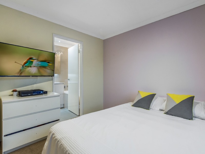 7 Carisbrooke Loop, Hocking WA 6065