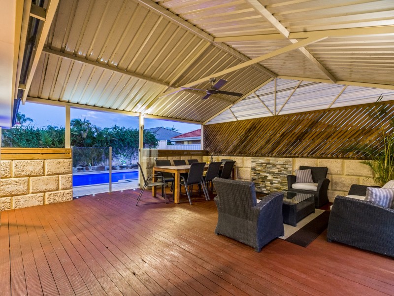 7 Carisbrooke Loop, Hocking WA 6065