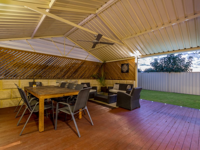 7 Carisbrooke Loop, Hocking WA 6065