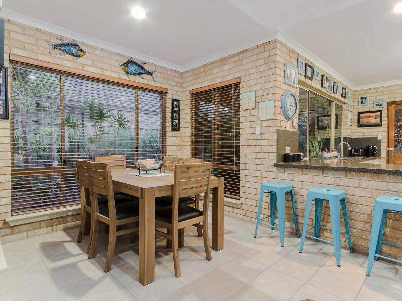 23 Mirror Cove, Waikiki WA 6169