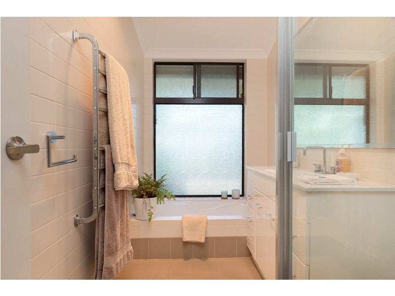 5 Rolland Court, Leeming WA 6149
