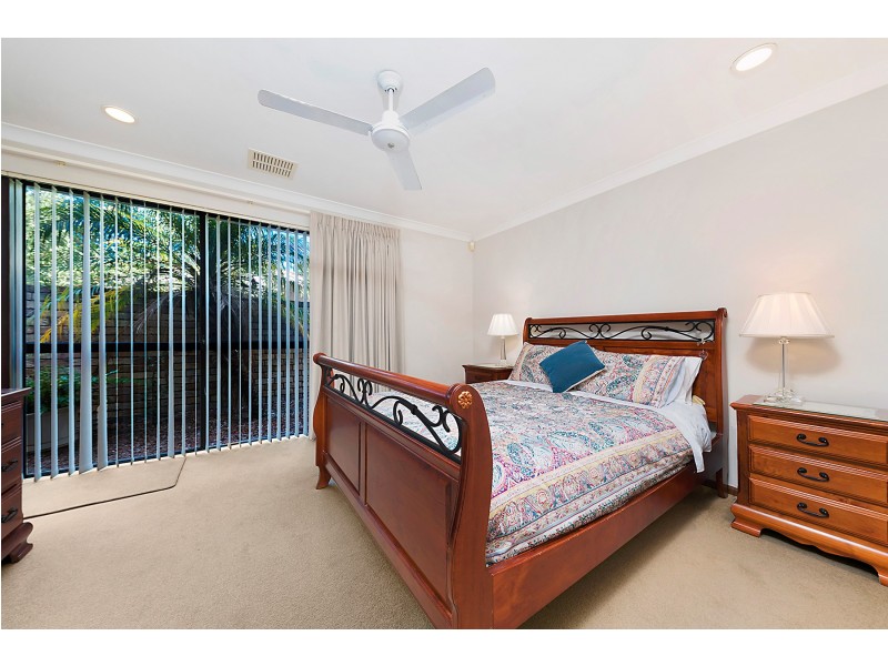 5 Rolland Court, Leeming WA 6149