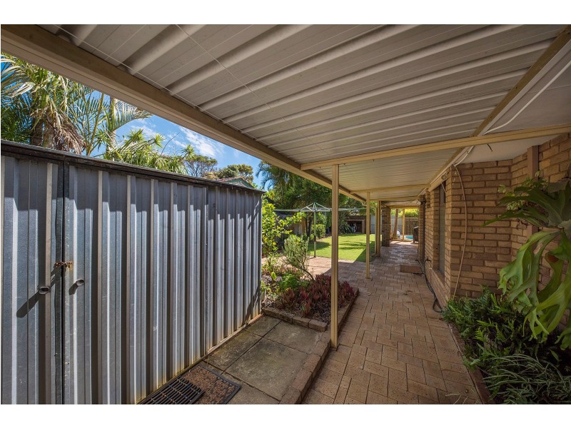 5 Rolland Court, Leeming WA 6149
