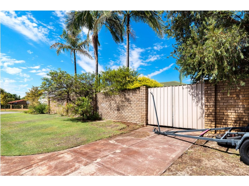 5 Rolland Court, Leeming WA 6149
