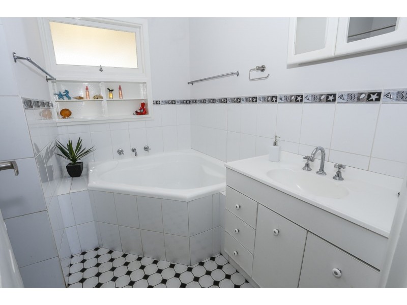 7 Ashby Terrace, Viveash WA 6056
