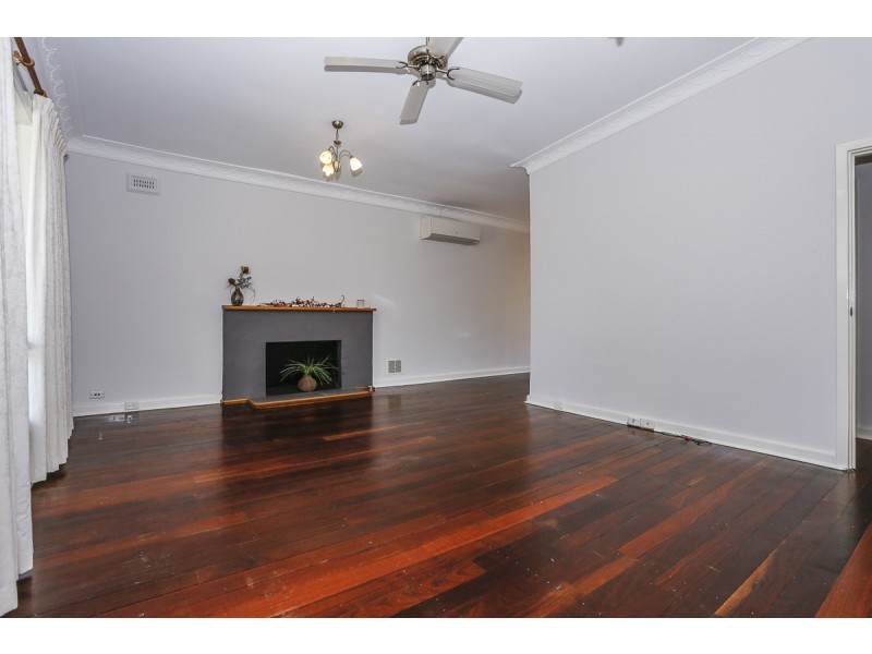 7 Ashby Terrace, Viveash WA 6056