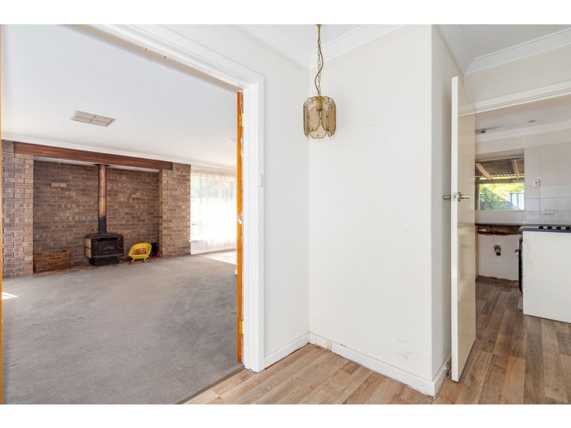 26 Winship Avenue, Wanneroo WA 6065