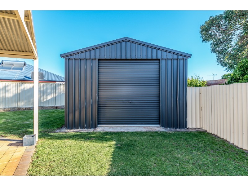 11 Hayes Court, Ravenswood WA 6208