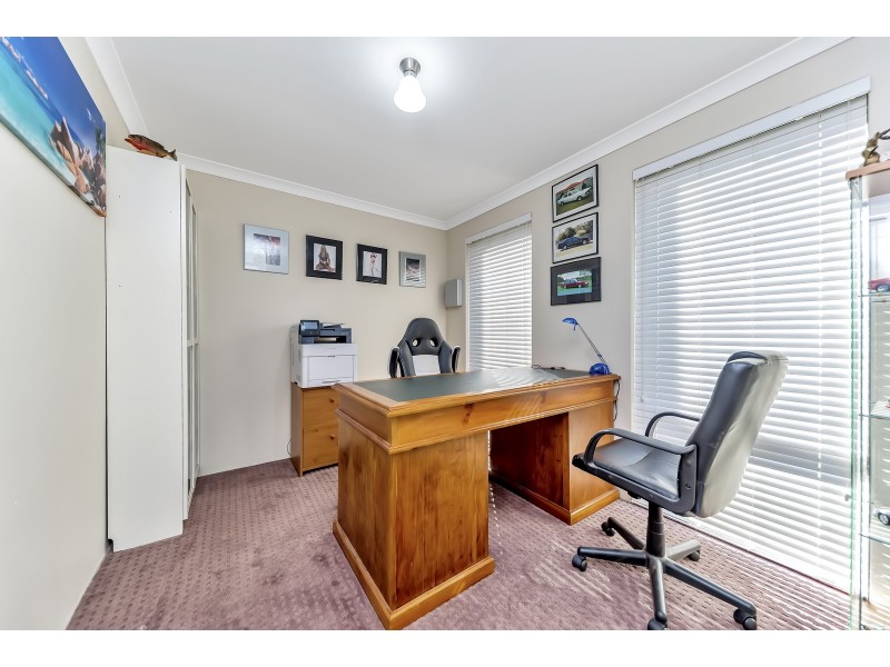 11 Hayes Court, Ravenswood WA 6208