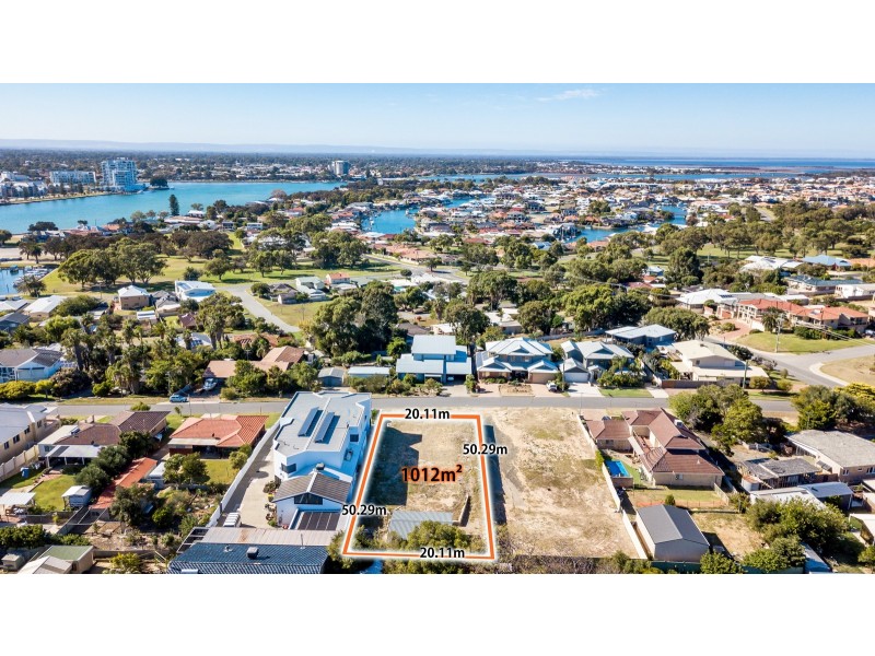 10 Wicklow Road, Halls Head WA 6210