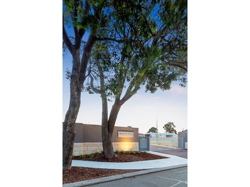 18/32 Gladstone Road, Swan View WA 6056