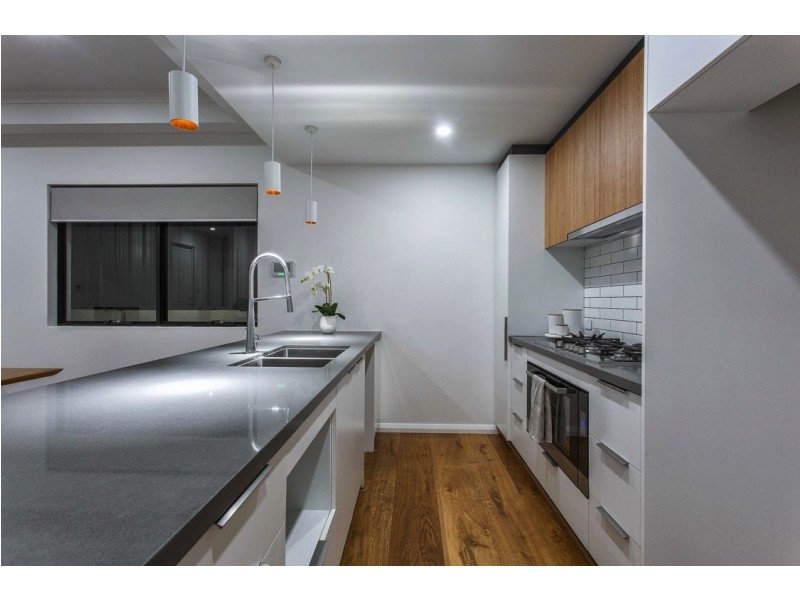 2/295 Marmion Street, Melville WA 6156