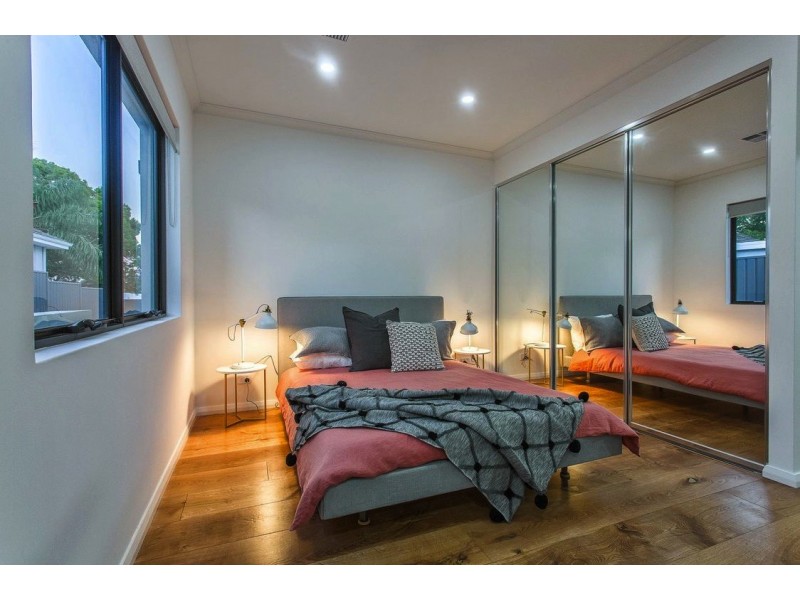 2/295 Marmion Street, Melville WA 6156