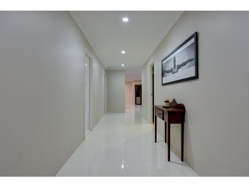 128 Boomerang Loop, Banksia Grove WA 6031