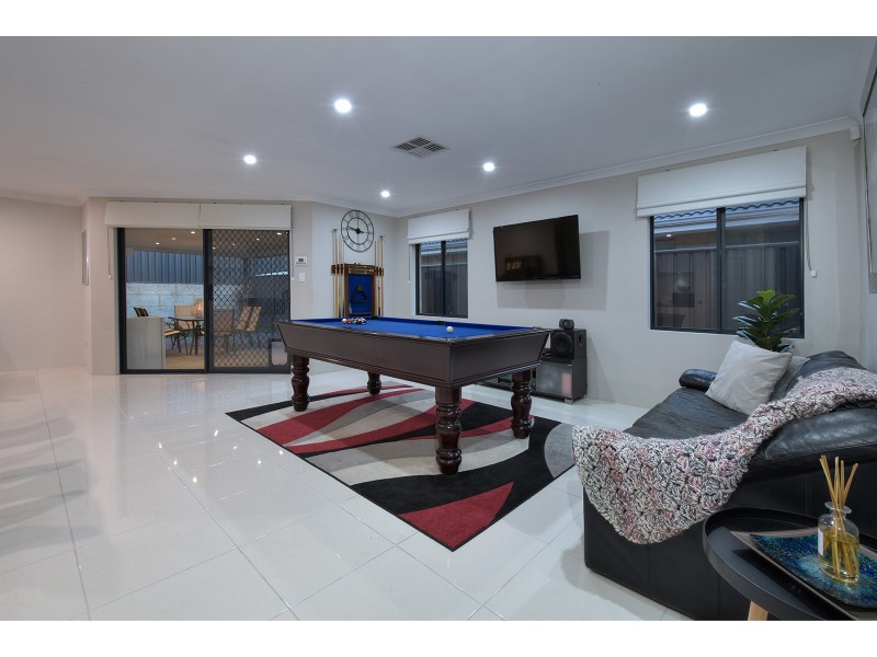 128 Boomerang Loop, Banksia Grove WA 6031