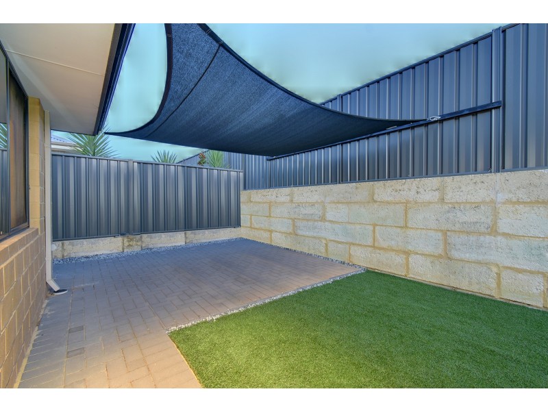 128 Boomerang Loop, Banksia Grove WA 6031