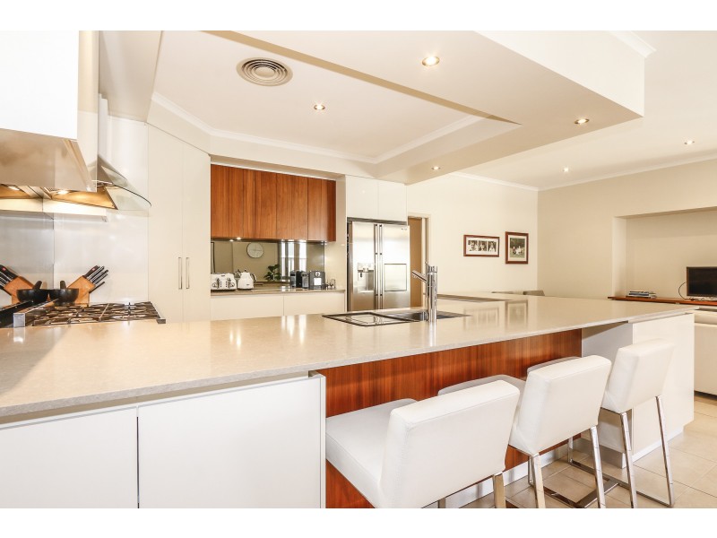 13 Sunrose Link, Stirling WA 6021