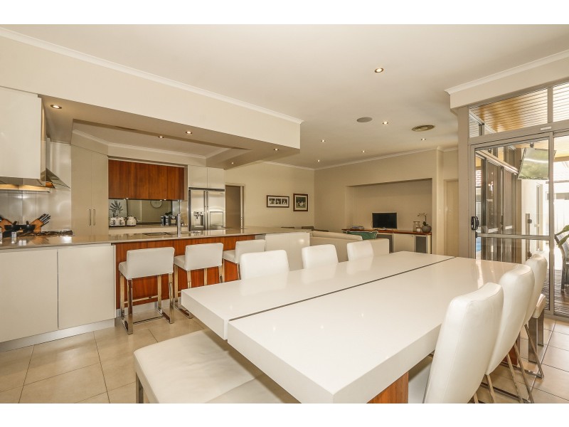 13 Sunrose Link, Stirling WA 6021